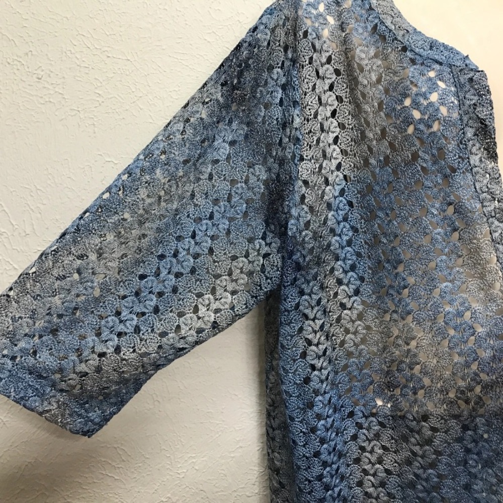 Catherines Blue Gray Crochet Tunic Open Weave Topper Size 1X Pullover 3/4 Sleeve - Picture 3 of 7